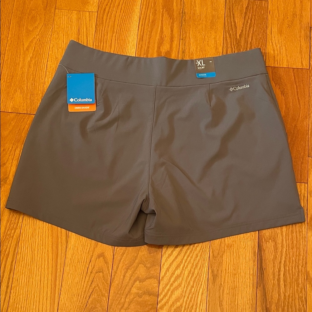 Columbia Women's Gray Athletic Shorts
